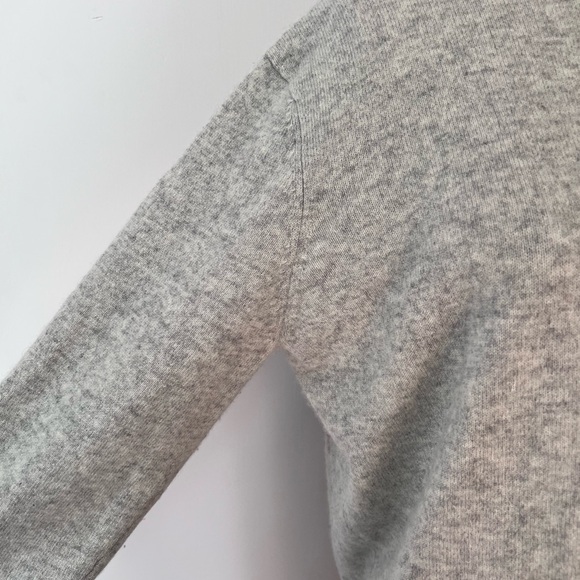 Short Story Gray Cashmere Sweater, Super Soft, Cozy, Knit - Picture 3 of 10